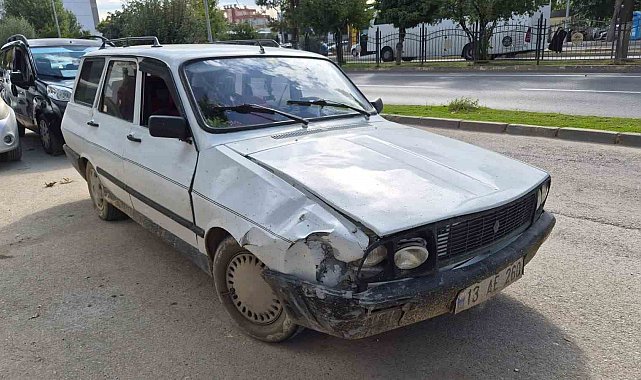 Otomobil ile elektrikli bisiklet çarptı: 1 yaralı