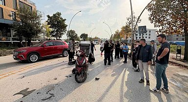 Otomobil ile motokurye çarpıştı: 2 yaralı