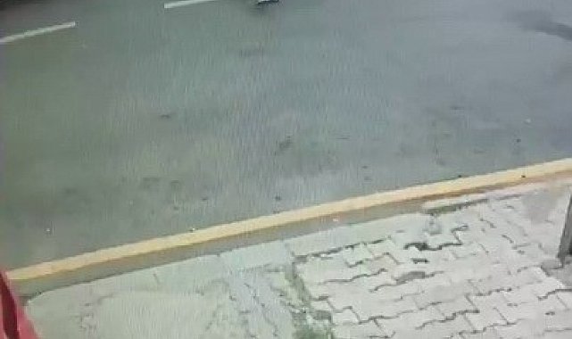 Otomobilin çarptığı öğrenci yaralandı