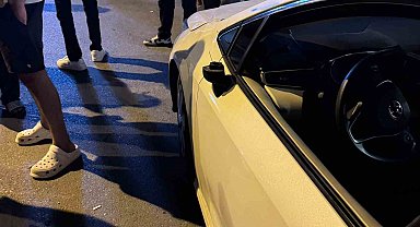 Otomobille motosiklet çarpıştı:1 ölü 1 yaralı