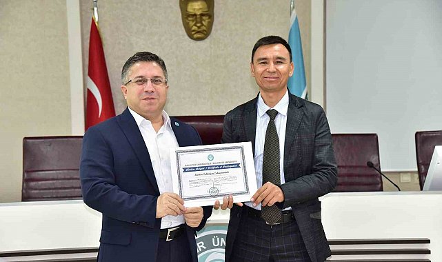 Özbekistanlı 9 akademisyene sertifika verildi