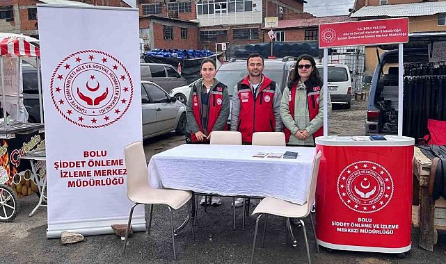 Panayırda vatandaşlara KADES ve şiddetle mücadele anlatıldı