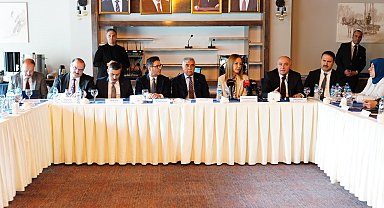 PEF 2026 hazırlıkları başladı: Başkan Özakalın Palandöken Ekonomi Forumu basın toplantısına katıldı