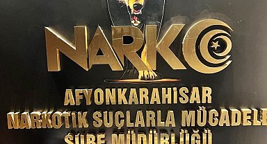 Polis durdurduğu araçta uyuşturucu hap ele geçirdi