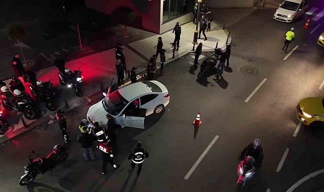 Polis ekipleri Kağıthane'de kuş uçurtmadı, denetime İstanbul İl Emniyet Müdürü Selami Yıldız da katıldı