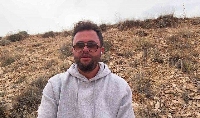 Porsuk yuvasından gelen sesleri tilki sandı, Kangal yavrularıyla karşılaştı