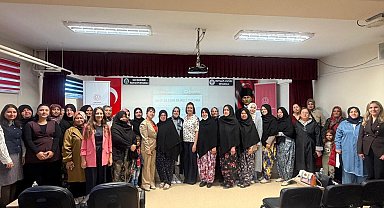 "Bilge Aileden Bilinçli Topluma Projesi" kapsamında velilere seminer verildi