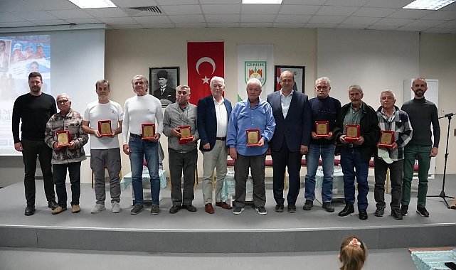"Eski Sular Yeni Kulaçlar" İznik'te geçmiş ile geleceği aynı kulvarda buluşturdu