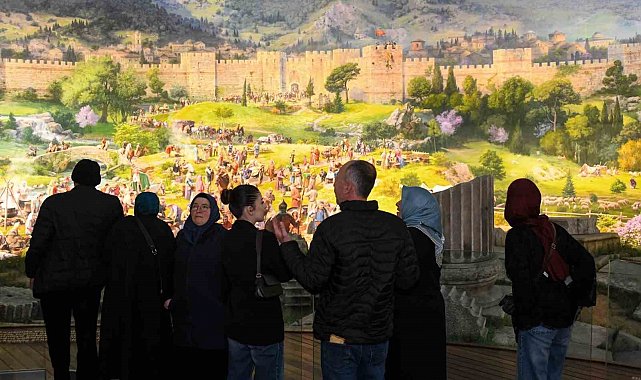 "Panorama 1326" milyonları tarihin kalbinde buluşturdu