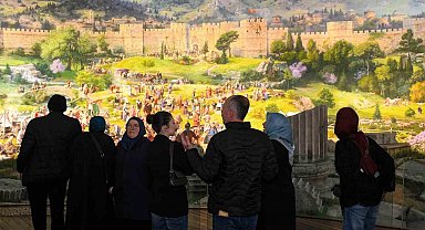 "Panorama 1326" milyonları tarihin kalbinde buluşturdu