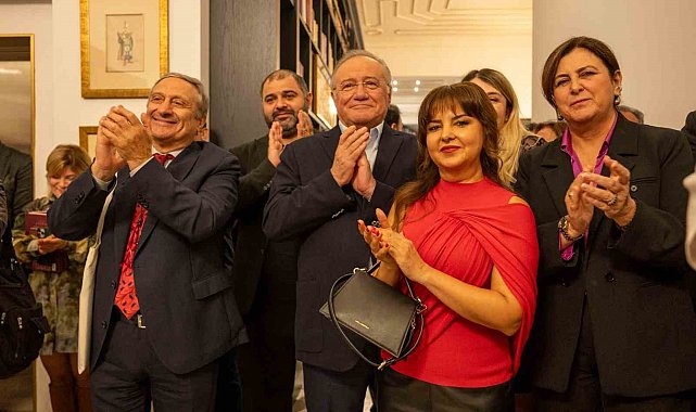 "Zamansız" albümü, tarih ve musikiyi Gazi Osman Paşa Yalısı'nda buluşturdu