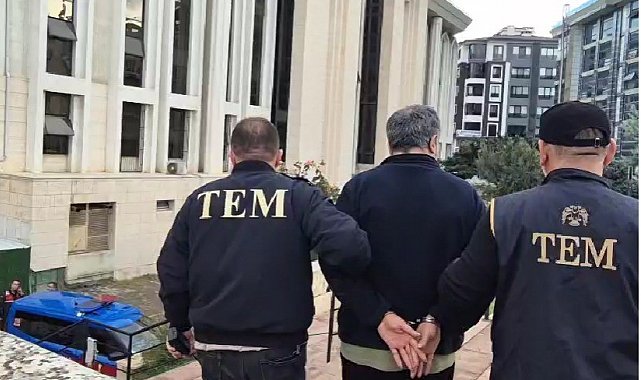 Resim öğretmeni sosyal medya paylaşımı sebebiyle tutuklandı