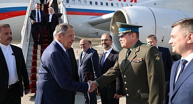 Rusya Dışişleri Bakanı Lavrov İran'da