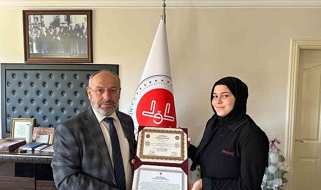 Salihli'de hafızlar belgelerine kavuştu