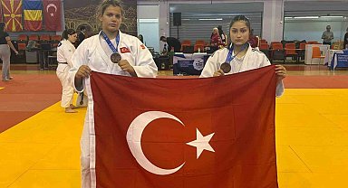 Salihlili sporculardan Yunanistan'da madalya başarısı