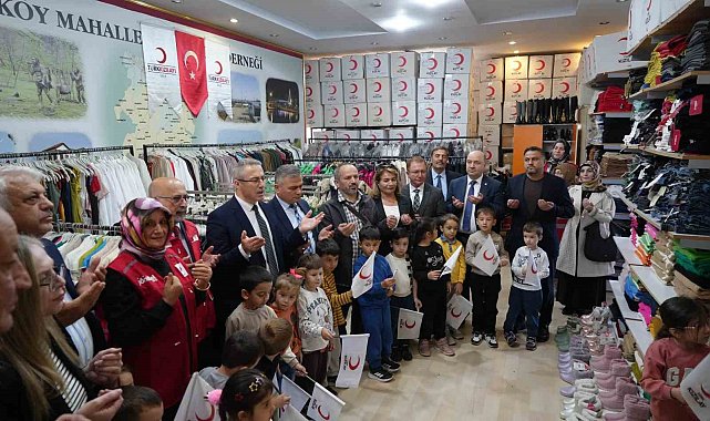 Samsun'da Kızılay'ın mağazası kışa hazır