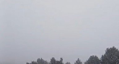 Sarıkamış'ta yağmur zirvede kara dönüştü
