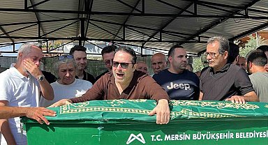 Şarkıcı Atilla Taş'ın kızı gözyaşları arasında toprağa verildi