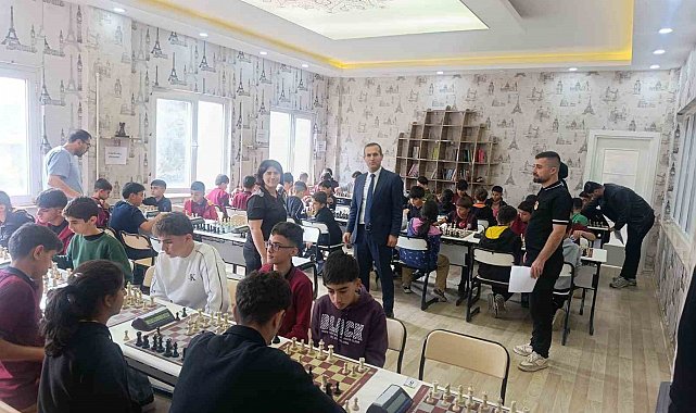 Sason'da Cumhuriyet Bayramı satranç turnuvası tamamlandı