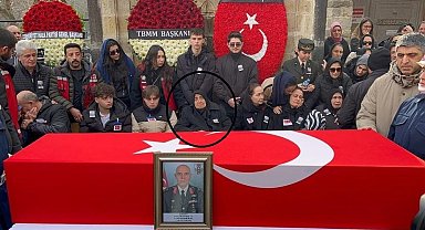 Şehit Tuğgeneral İsa Baydilli'nin annesi son yolculuğuna uğurlandı