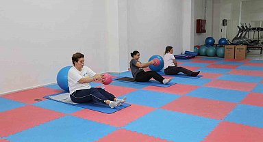 Şehzadeler'de kadınlar haftanın 5 günü sporla buluşuyor