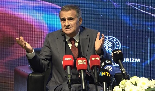 Şenol Güneş: "Milli takımın antrenörünü kendimiz yetiştirmeliyiz"