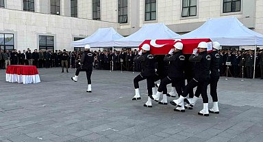 Silahlı saldırıda şehit olan polis için Ankara Emniyet Müdürlüğünde resmi cenaze töreni düzenlendi