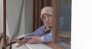 Şile'de evleri su bastı: 3 kardeş evde mahsur kaldı