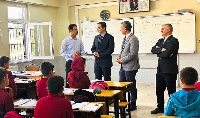Sincik Kaymakamı Yıldız'dan İmam Hatip Ortaokulu'na ziyaret