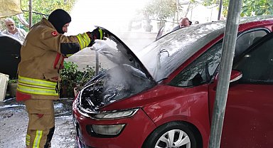 Sinop'ta aracını yıkayan sürücünün otomobili alev aldı