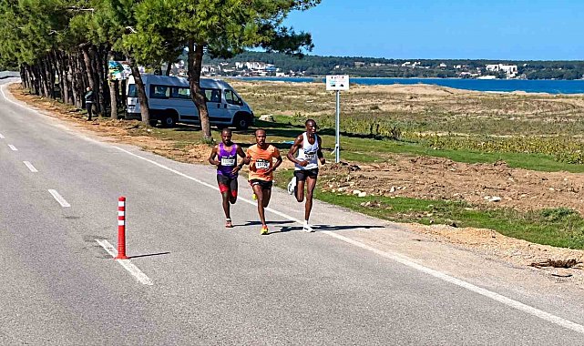 Sinop'ta ilk defa yarı maraton koşuldu