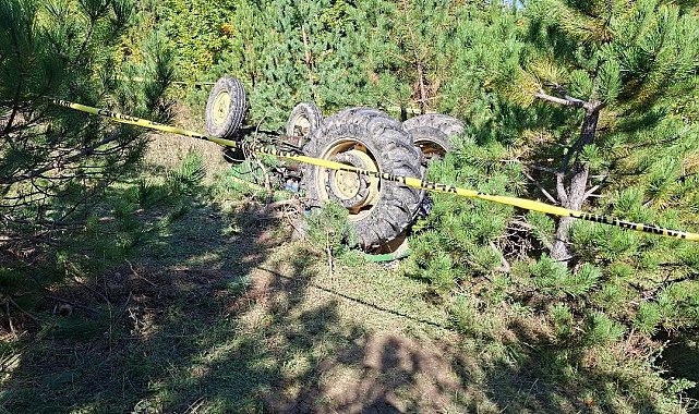 Sinop'ta traktör devrildi: 1 ölü