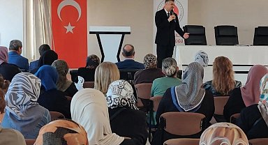 Sinoplu umre adaylarına kutsal yolculuk öncesi rehberlik