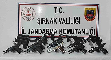 Şırnak'ta 3 tır içerisinde silah ve uyuşturucu ele geçirildi