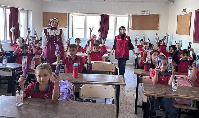 Şırnak'ta öğrencilere hijyen kitleri dağıtıldı