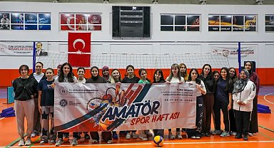 Sivas'ta yurtlarda spor şöleni düzenlendi