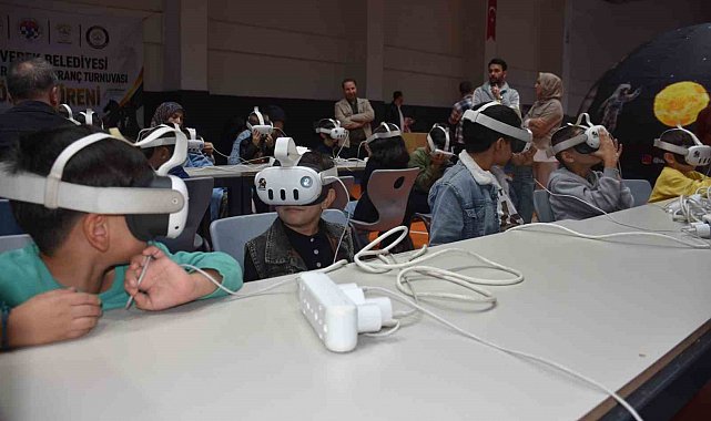 Siverek'te çocuklar uzay ve sanal gerçeklikle buluştu