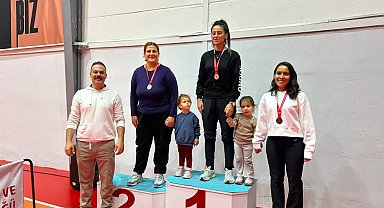 Sivrihisar'da 29 Ekim Cumhuriyet coşkusu dart turnuvasıyla taçlandı