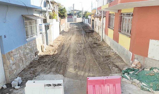 Sümer Mahallesi'nde yol çalışmaları sürüyor
