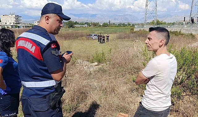 Tarlaya uçan otomobilden burnu bile kanamadan çıktı