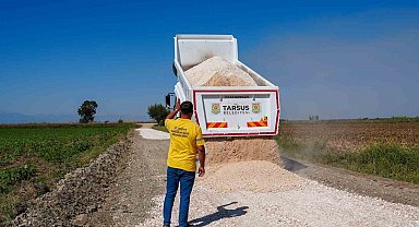 Tarsus'ta arazi yollarında bakım ve düzenleme çalışması