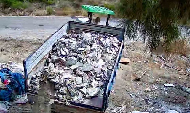 Tarsus'ta kaçak döküme fotokapanlı takip: 920 bin lira ceza kesildi