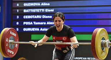Tarsuslu milli halterci 2 Avrupa rekoruyla şampiyon oldu