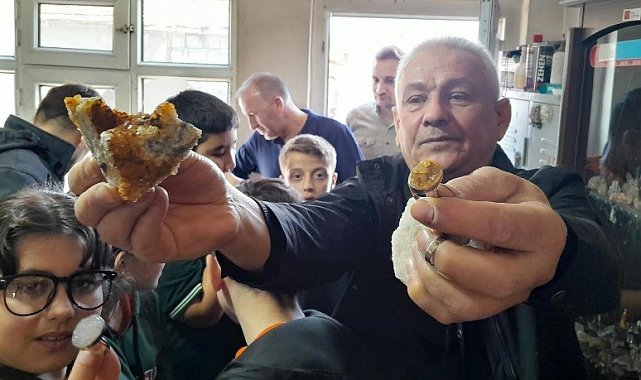 Tavşanlılı öğrenciler taş sanatını yerinde inceledi