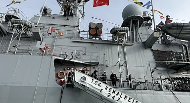 TCG Kemalreis Cumhuriyet'in 103'üncü yılı kutlamaları kapsamında vatandaşların ziyaretine açıldı