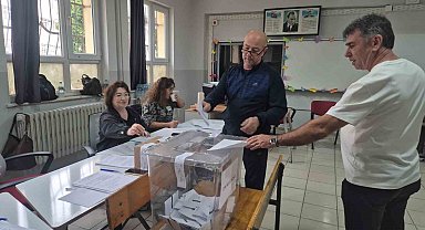 Tekirdağ'da çifte vatandaşlar Bulgaristan seçimleri için sandık başında