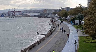 Tekirdağ'da şiddetli poyraz etkili oluyor