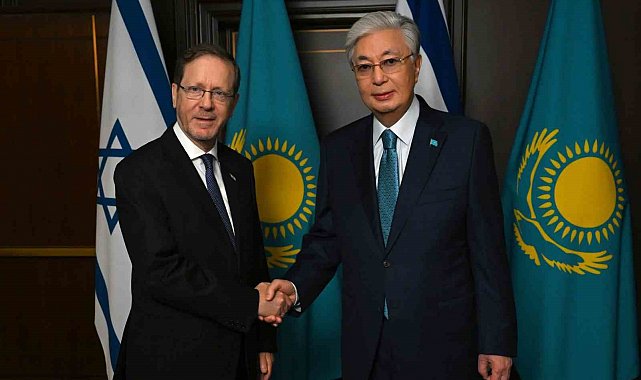 Tokayev ve Herzog, Bakü'de bir araya geldi