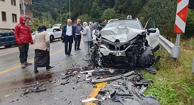 Trabzon'da hatalı sollama kazaya neden oldu: 5 yaralı