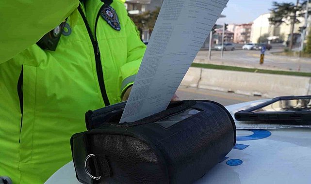 Trafikte "koltuk değiştirme" oyunu drona takıldı: 240 bin lira ceza
